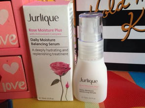 飯團(tuán)團(tuán)對玫瑰衡膚保濕精華露的使用評價